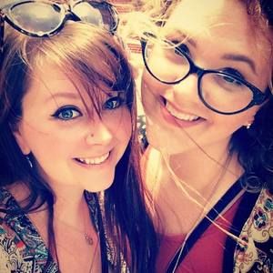 Meet your Posher, Casidy